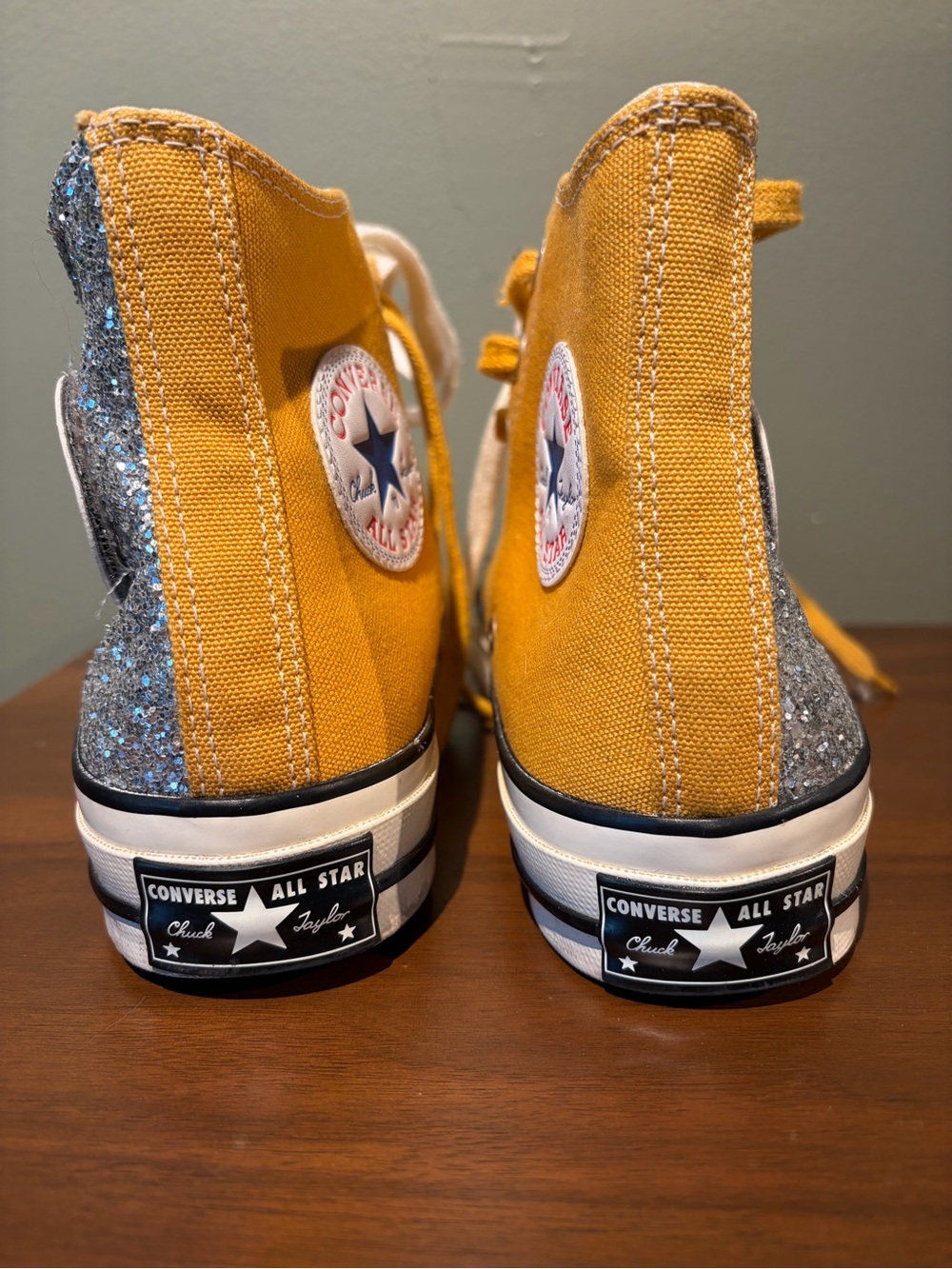 Limited-Edition Archive Release Converse Collab View 2